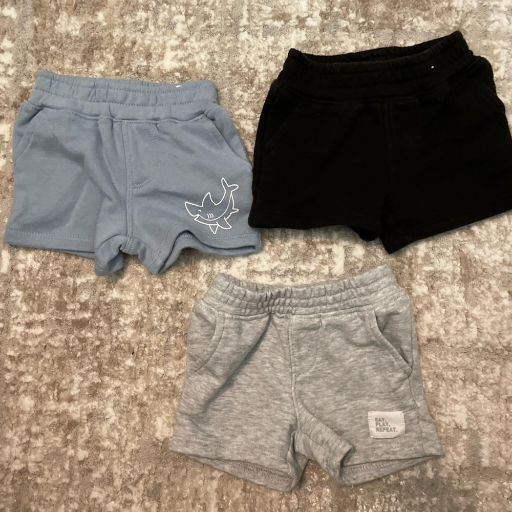 Garanimals Kids Shorts Trio - Light Blue, Black, Gray size 3/6M